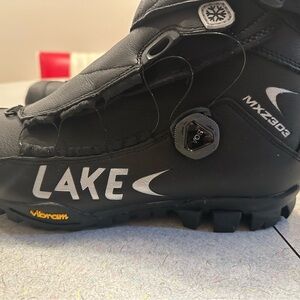 Cycling boots. Great condition black leather boots by Lake. Worn twice!